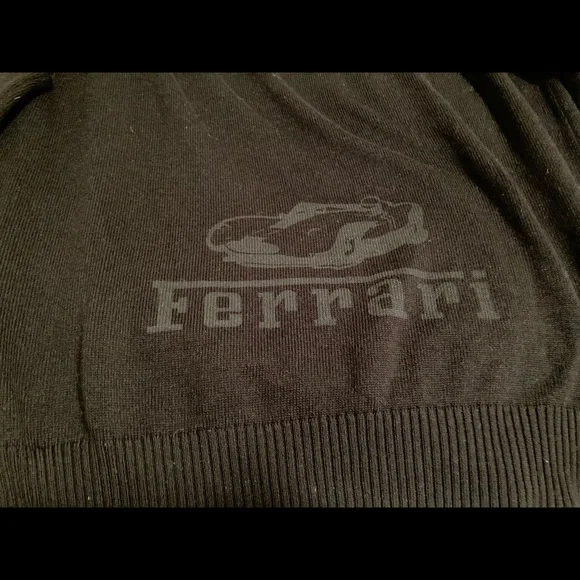 Puma Men’s extra large black cotton Ferrari sweater inpristine condition